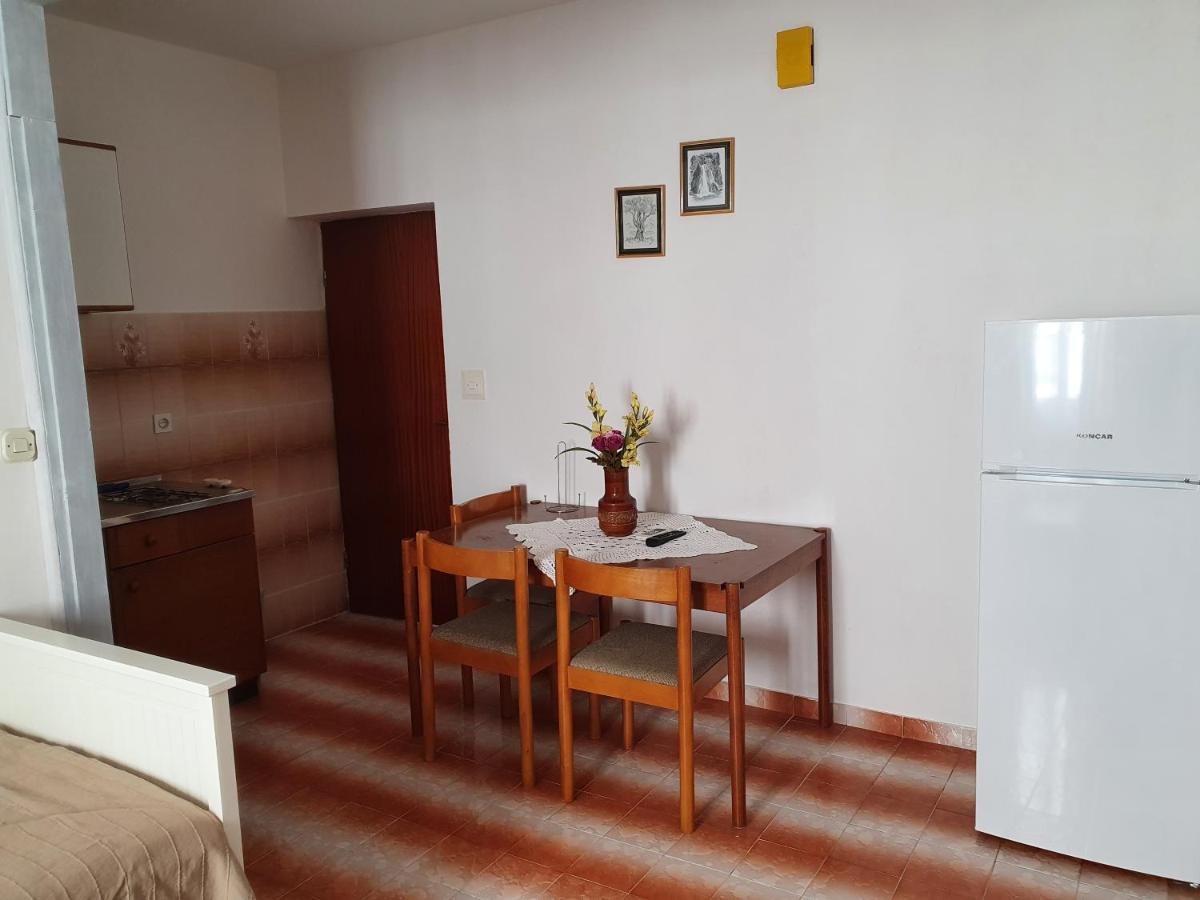 Aenona Sunny Apartment ヴーシ エクステリア 写真