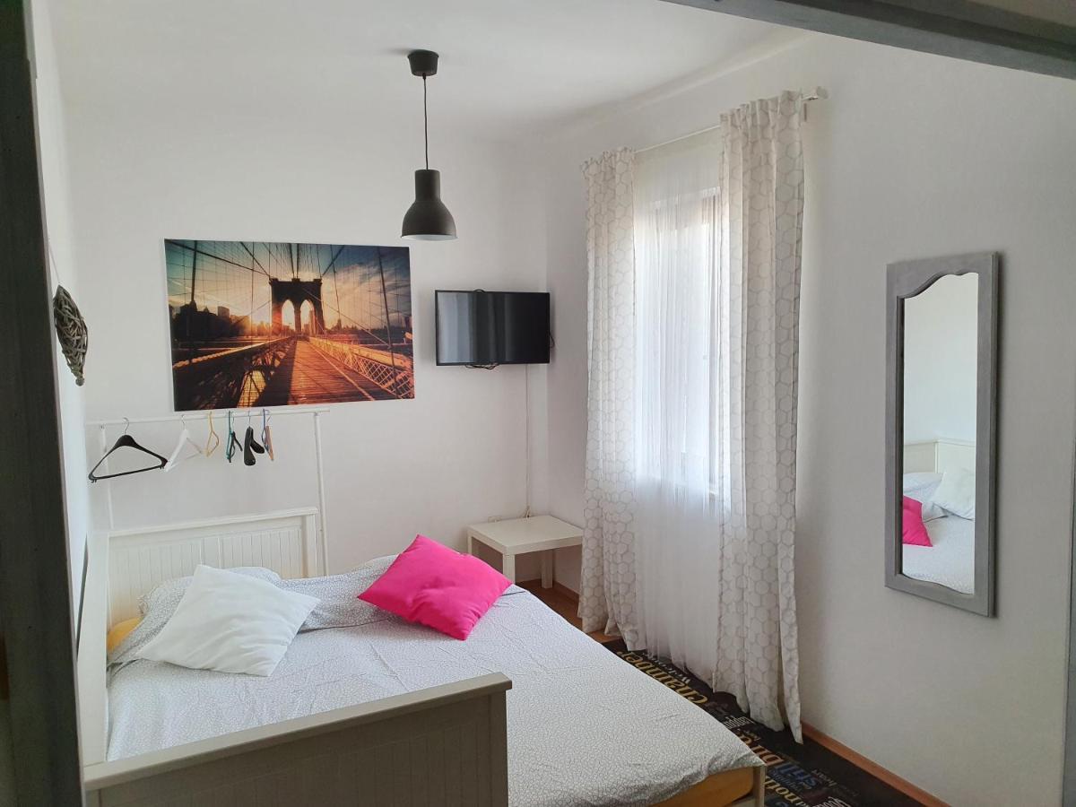 Aenona Sunny Apartment ヴーシ エクステリア 写真