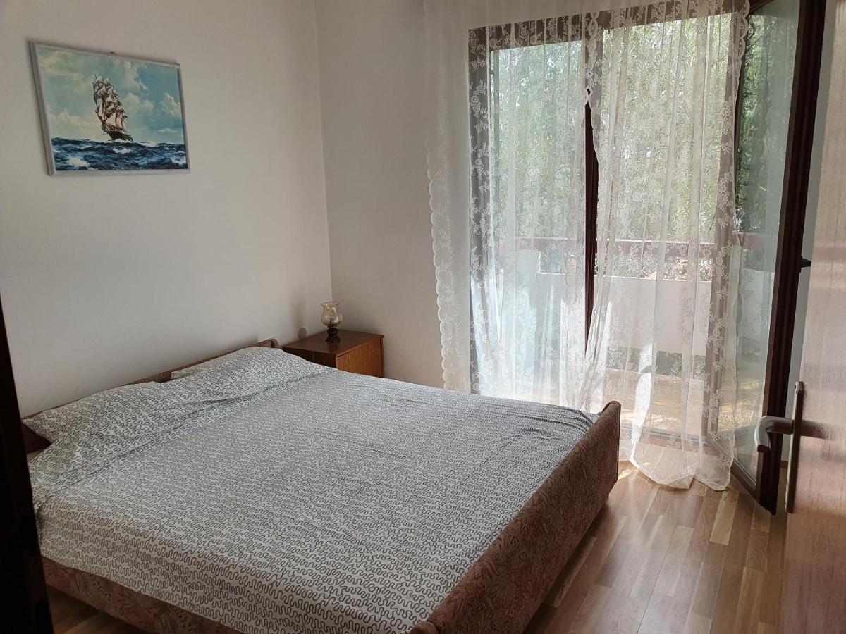 Aenona Sunny Apartment ヴーシ エクステリア 写真